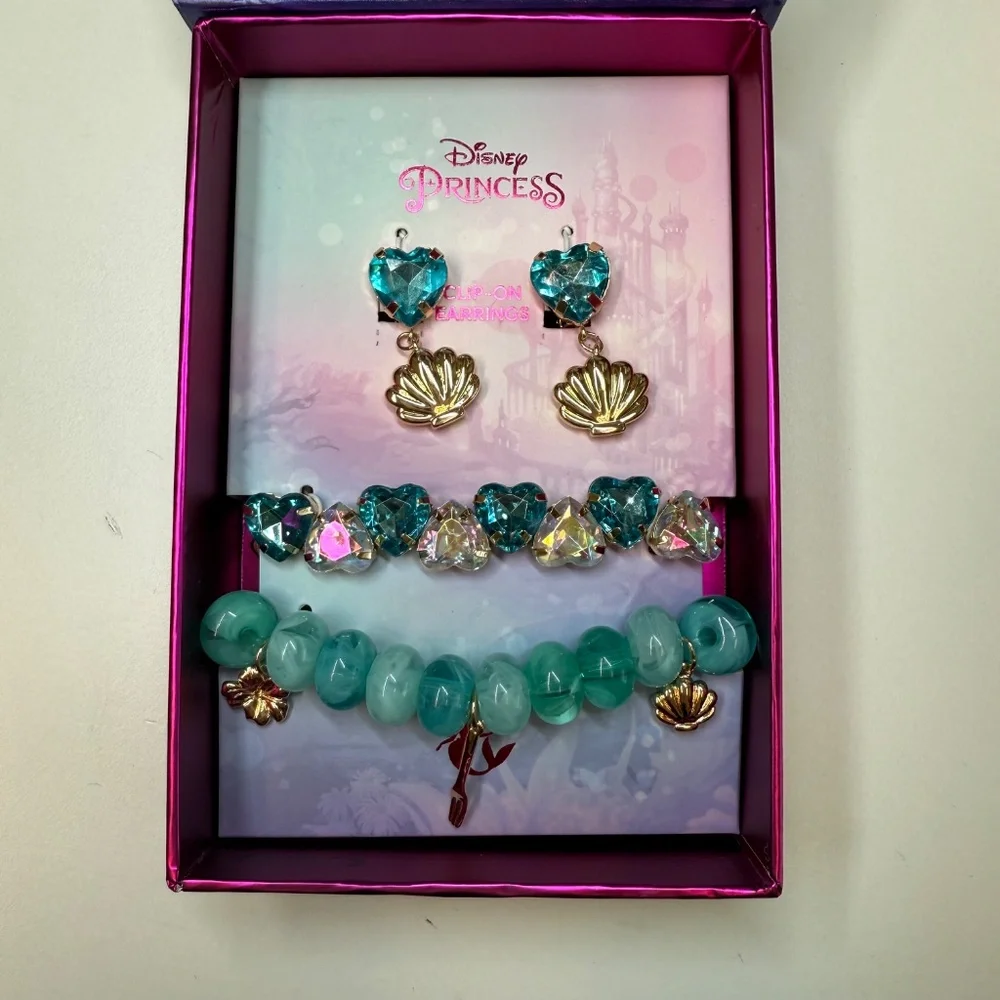 Disney Kids Princess The Little Mermaid Gold Tone Shell and Flower Jewelry Set